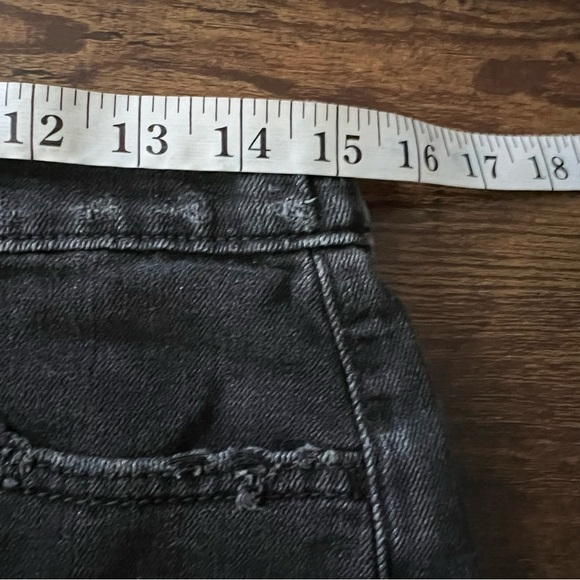 Aerie Daydream Denim Short Black Size Medium Distressed Soft Comfy - Picture 9 of 12
